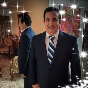 Meet your Posher, Carlos